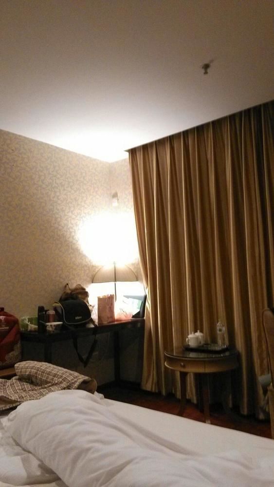 Shanshui Fashion Hotel Paifang Park Чжаоцин Екстериор снимка