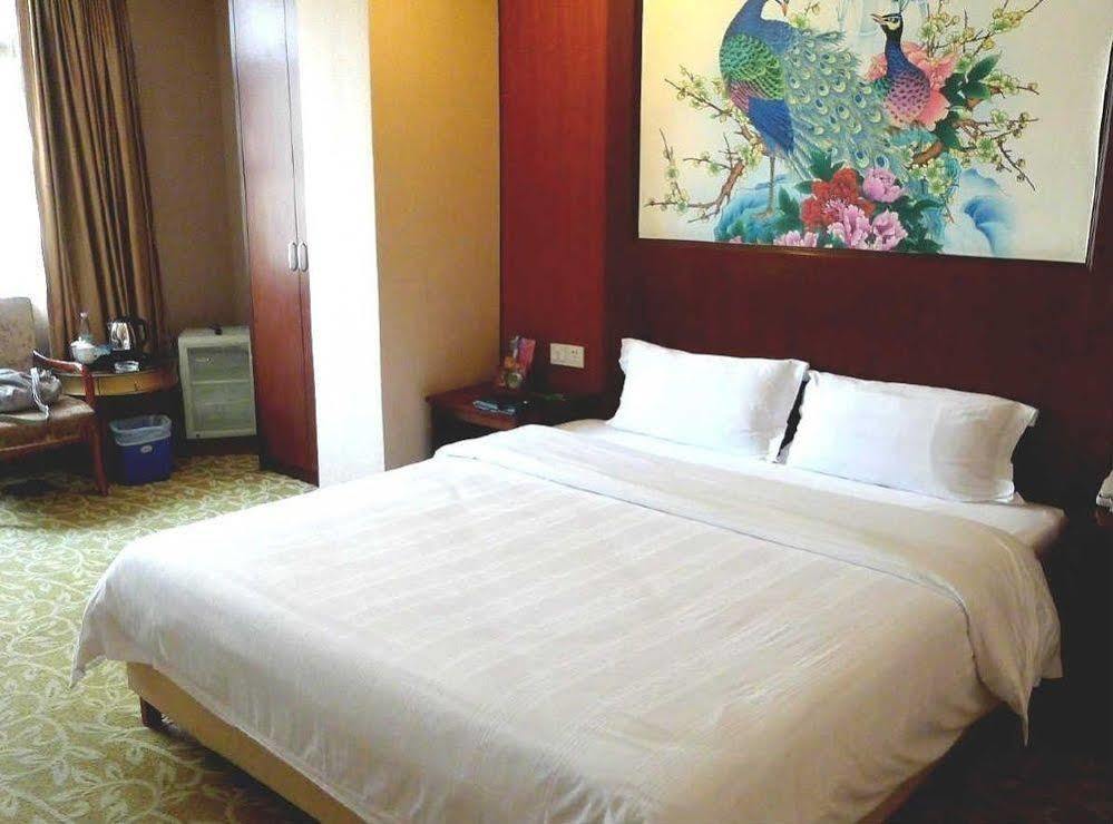 Shanshui Fashion Hotel Paifang Park Чжаоцин Екстериор снимка