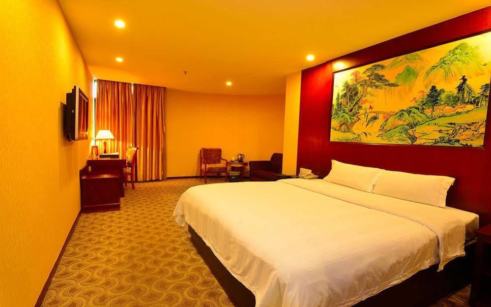 Shanshui Fashion Hotel Paifang Park Чжаоцин Екстериор снимка